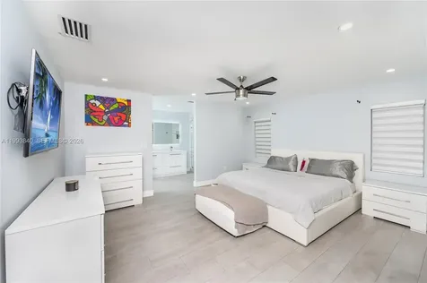 1820 SW 140th Place Miami FL 33175