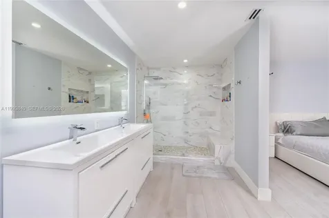 1820 SW 140th Place Miami FL 33175