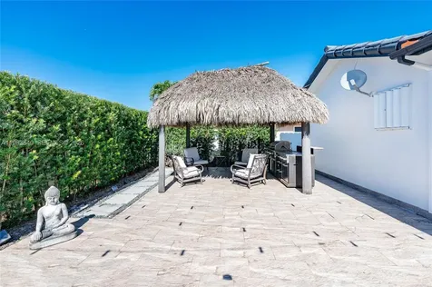 1820 SW 140th Place Miami FL 33175
