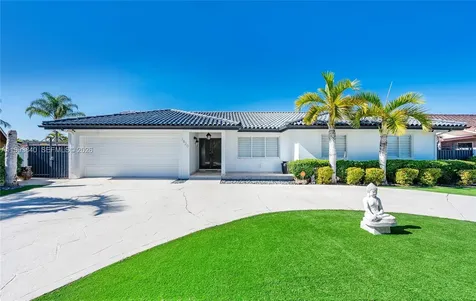 1820 SW 140th Place Miami FL 33175