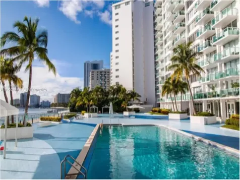 1035 West Avenue Miami Beach FL 33139