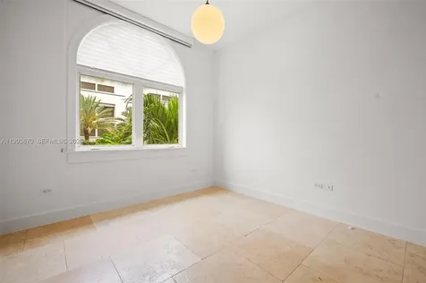 530 Valencia Avenue Coral Gables FL 33134