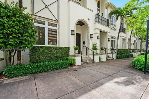 530 Valencia Avenue Coral Gables FL 33134