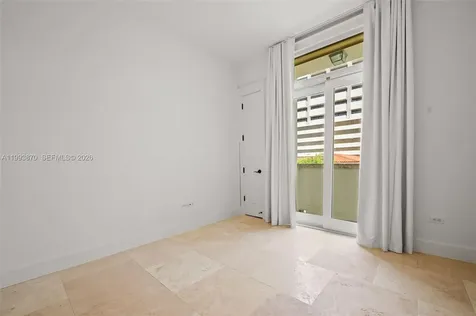 530 Valencia Avenue Coral Gables FL 33134