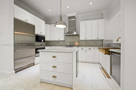 530 Valencia Avenue Coral Gables FL 33134