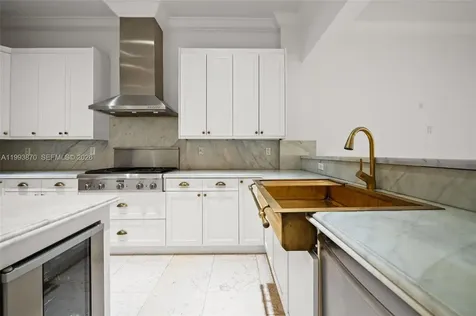 530 Valencia Avenue Coral Gables FL 33134