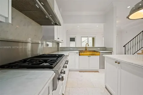 530 Valencia Avenue Coral Gables FL 33134