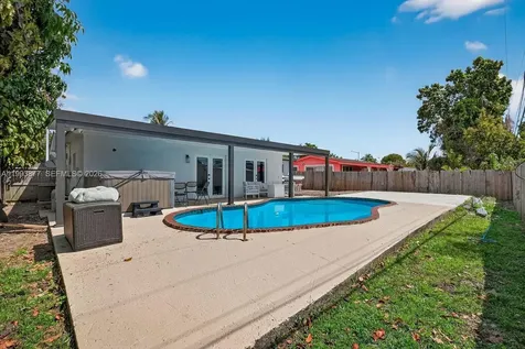 330 NW 195th Terrace Miami Gardens FL 33169