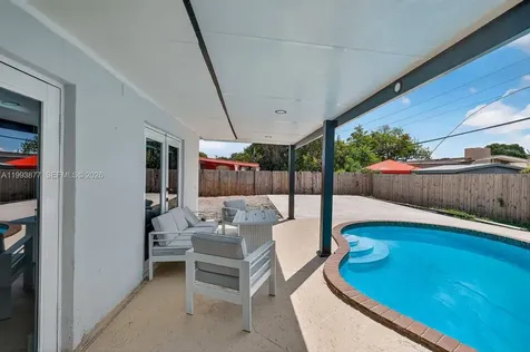 330 NW 195th Terrace Miami Gardens FL 33169