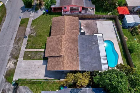 330 NW 195th Terrace Miami Gardens FL 33169