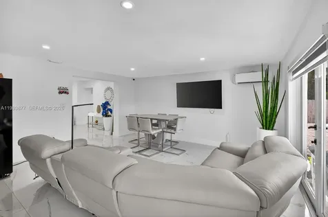 330 NW 195th Terrace Miami Gardens FL 33169