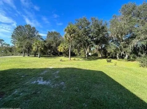 343 Ellison Avenue Lake Placid FL 33852