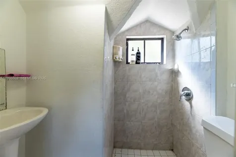 1238 NE 112th Street Miami FL 33161