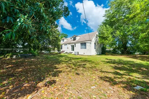 1238 NE 112th Street Miami FL 33161