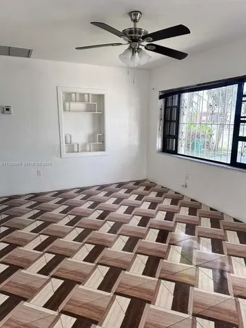 576 NW 147th Street Miami FL 33168