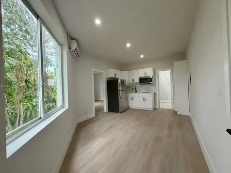 2425 SW 6th Street Miami FL 33135