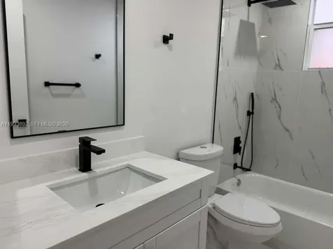 2425 SW 6th Street Miami FL 33135