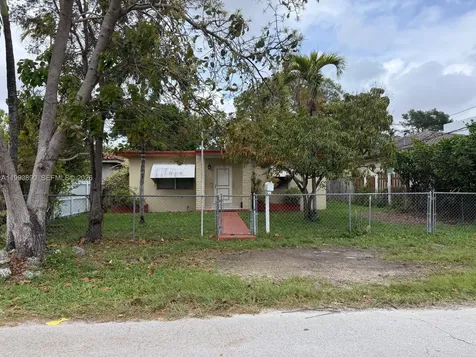 6371 SW 34th Street Miami FL 33155