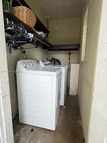 6371 SW 34th Street Miami FL 33155