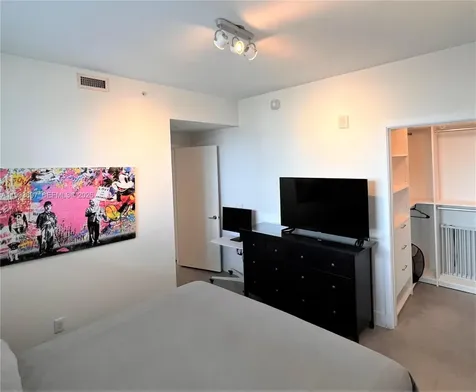 2900 NE 7th Avenue Miami FL 33137