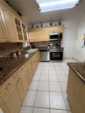 5223 NW 168th Terrace Miami Gardens FL 33055