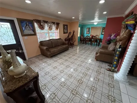 5223 NW 168th Terrace Miami Gardens FL 33055