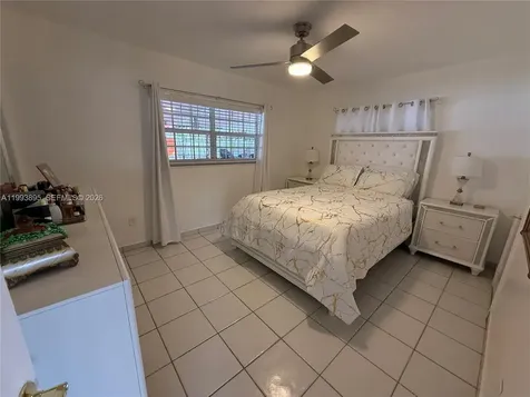 5223 NW 168th Terrace Miami Gardens FL 33055