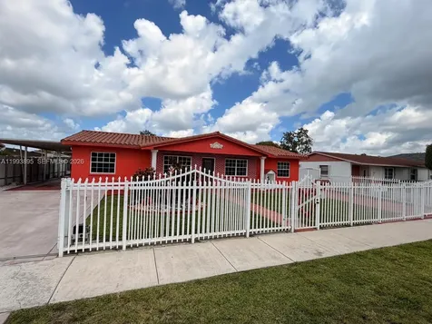 5223 NW 168th Terrace Miami Gardens FL 33055