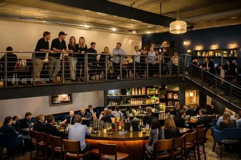 Warehouse/restaurant For Sale In Doral Doral FL 33166