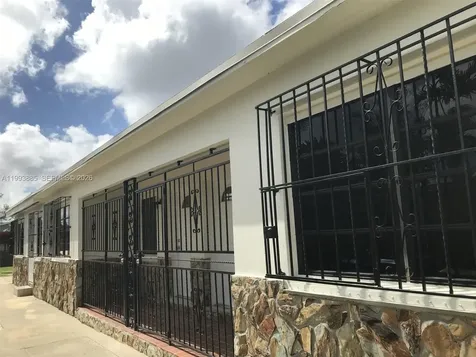 2362 NW 34th Street Miami FL 33142