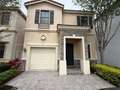 655 NE 193rd Street Miami FL 33179