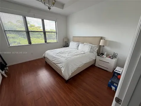 655 NE 193rd Street Miami FL 33179