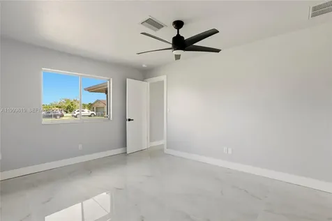 3805 SE 12 Avenue Other City - In The State Of Florida FL 33904