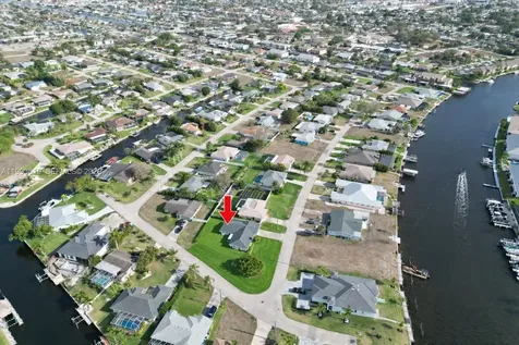 3805 SE 12 Avenue Other City - In The State Of Florida FL 33904