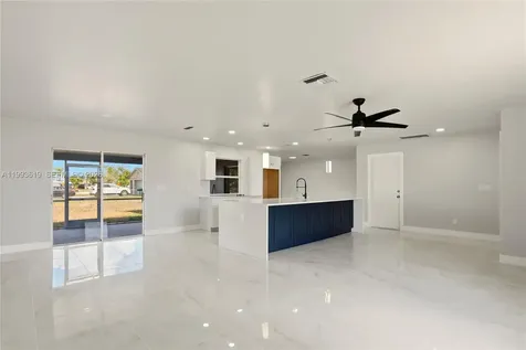 3805 SE 12 Avenue Other City - In The State Of Florida FL 33904