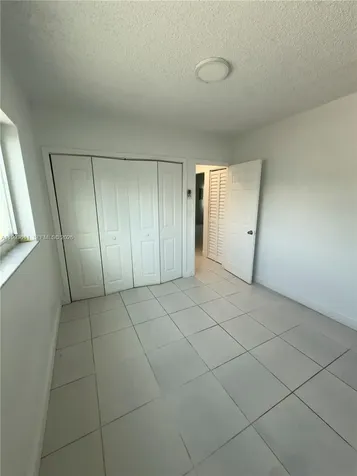 2622 NW 24th Street Miami FL 33142