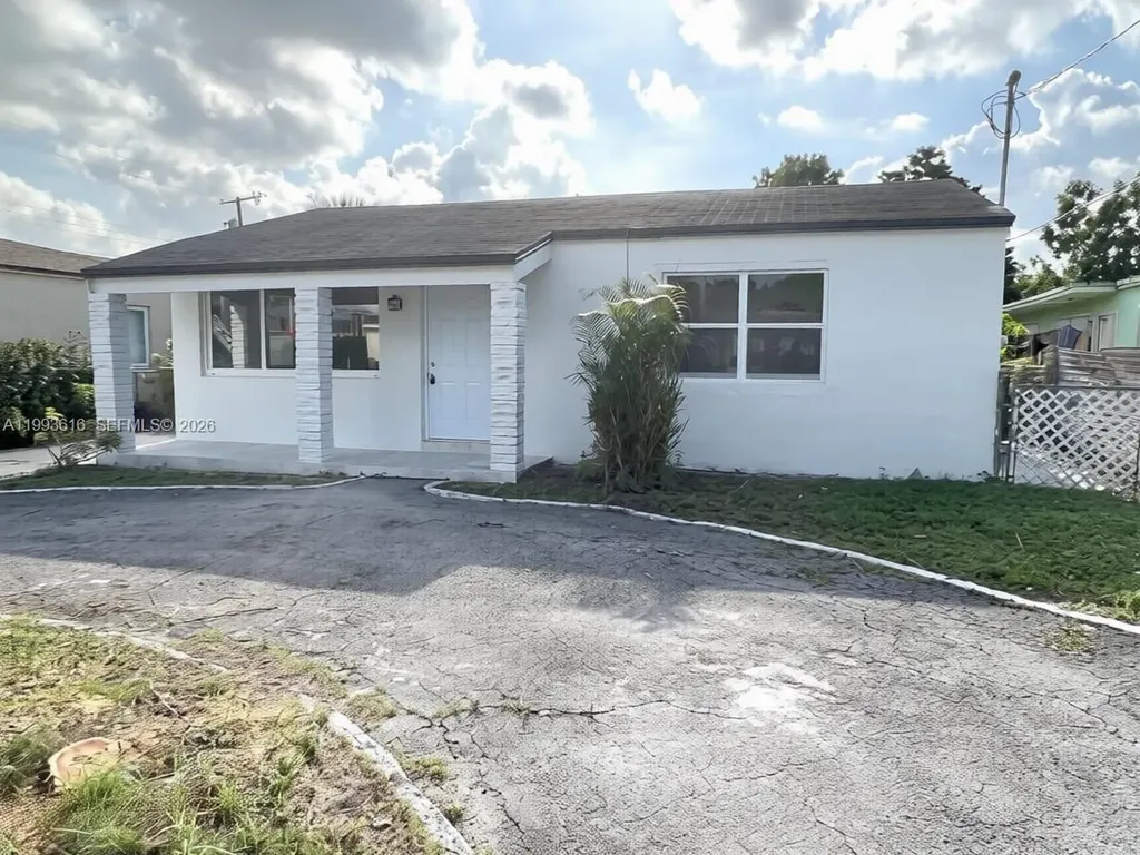 31 SW 67th Court Miami FL 33144