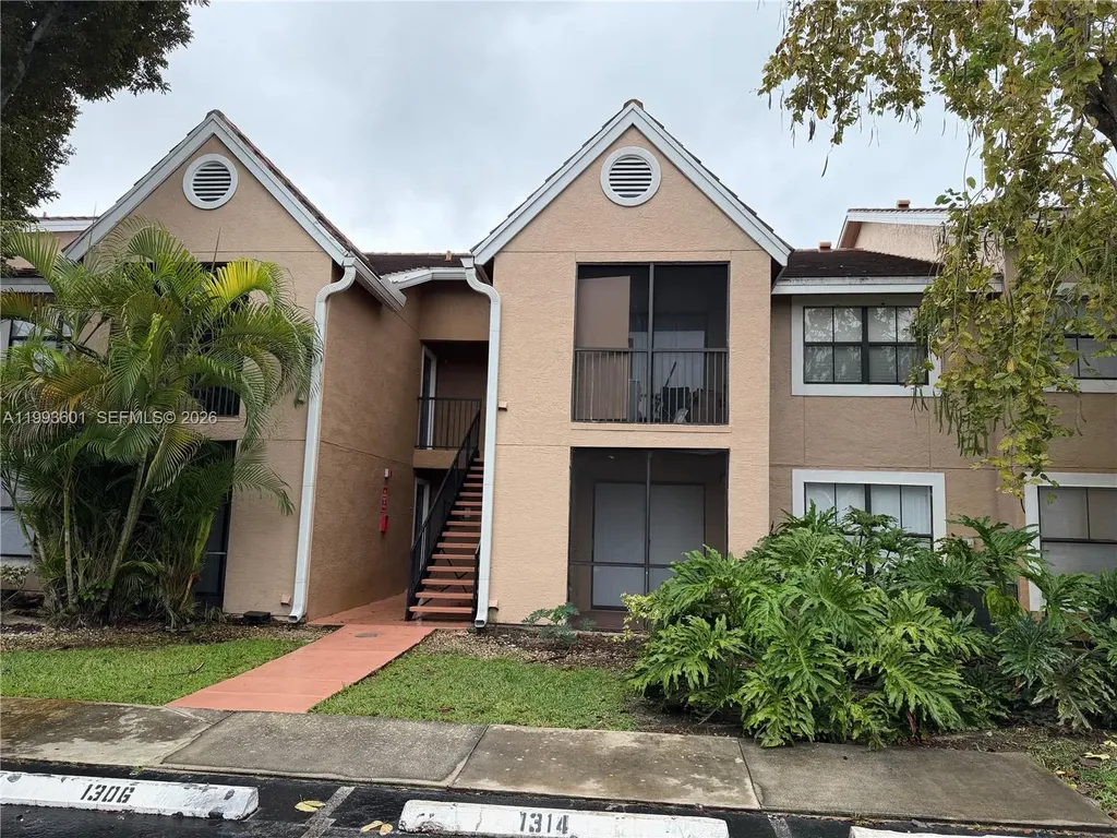 15560 SW 106th Lane Miami FL 33196