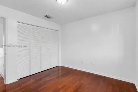 5240 NW 109th Avenue Doral FL 33178