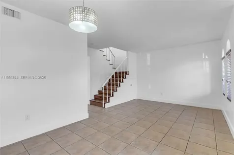 5240 NW 109th Avenue Doral FL 33178