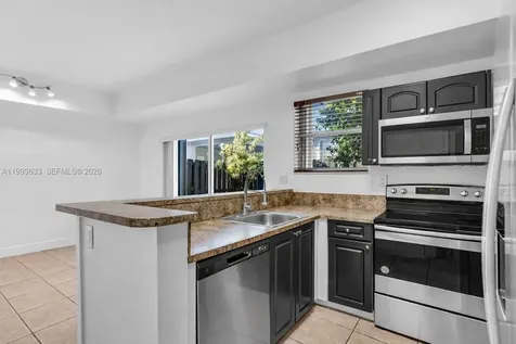 5240 NW 109th Avenue Doral FL 33178