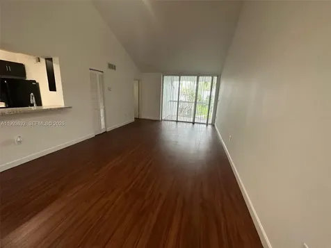 9763 NW 46th Terrace Doral FL 33178