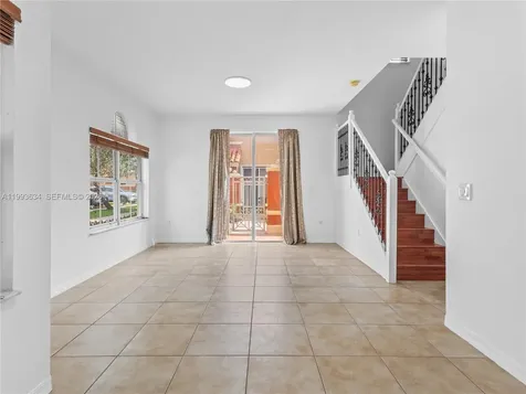 6201 NW 114th Place Doral FL 33178