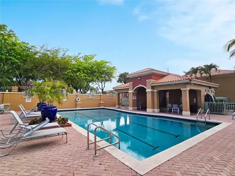6201 NW 114th Place Doral FL 33178