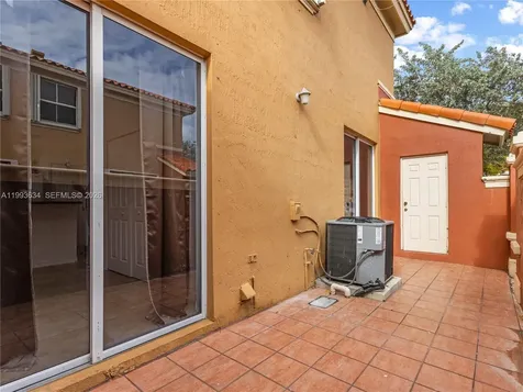 6201 NW 114th Place Doral FL 33178