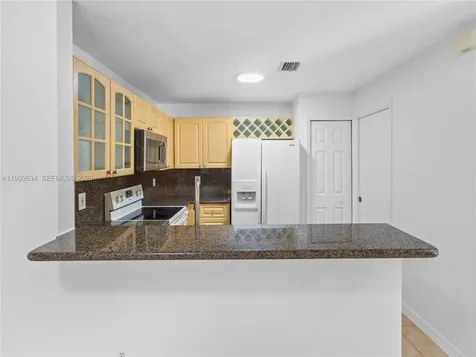 6201 NW 114th Place Doral FL 33178