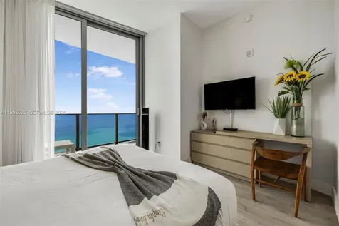 4111 S Ocean Drive Hollywood FL 33019