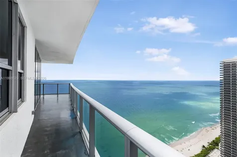 4111 S Ocean Drive Hollywood FL 33019
