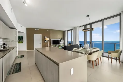 4111 S Ocean Drive Hollywood FL 33019