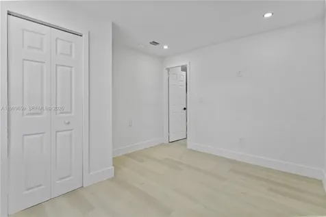 171 W 13th Street Hialeah FL 33010